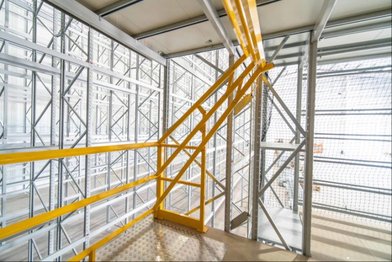 Pallet Gates: Up & Over, Removeable & Recessed